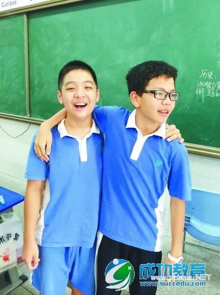 “学霸”少年9岁办独奏音乐会蝶泳夺全国冠军(图) 