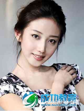 奶茶妹妹黄灿灿 颜值高人气旺的10大<a href=http://www.succedu.com/jiaoyuzixun/xiaohuanvshen/ target=_blank class=infotextkey>校花</a>私房照片个人资料微信QQ微博账号