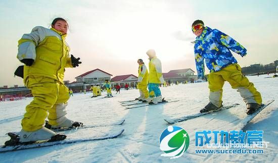 冰雪项目走进北京延庆小学校园 