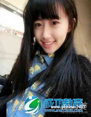 奶茶妹妹黄灿灿 颜值高人气旺的10大<a href=http://www.succedu.com/jiaoyuzixun/xiaohuanvshen/ target=_blank class=infotextkey>校花</a>私房照片个人资料微信QQ微博账号