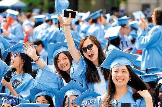 霸权条款？美国出新规：外国留学生居住期不得超4年！