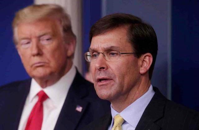 特朗普怒不可遏开除防长,白宫遭军方威胁认输 特朗普怒不可遏开除防长,白宫遭军方威胁认输