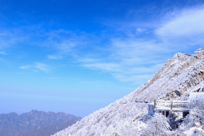 秦岭太白山雪后雾凇美景 你有时间我有景，小伙伴们还在等什么