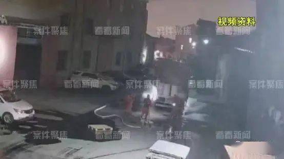 警方成立专案组调查女孩跳车身亡 司机为何3次偏航选没监控的路？