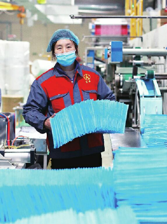 2.5亿片成人纸尿裤背后的老年中国