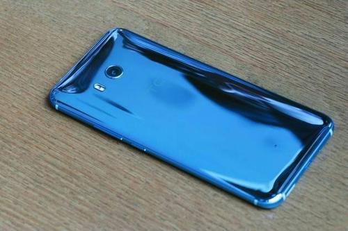 HTC U11成为首款支持Amazon Alexa热门单词的手机