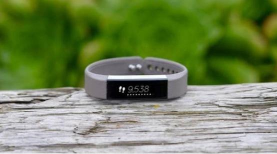 Fitbit在YouTube频道上投放大量免费的锻炼和健康活动