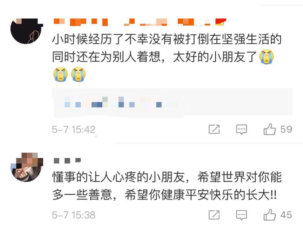 懂事得让人心疼！“奥特曼”路边摆摊卖樱桃，摘下面具后网友泪目了……