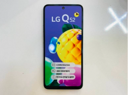 LG Q52配备了四个后置摄像头，4,000 mAh电池和6.67英寸显示屏